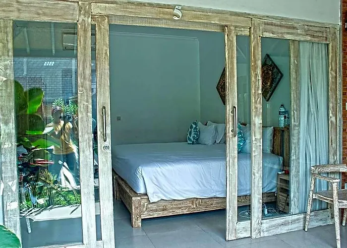 Apartment Peaceful Fancy Double Bed With Pool In Canggu