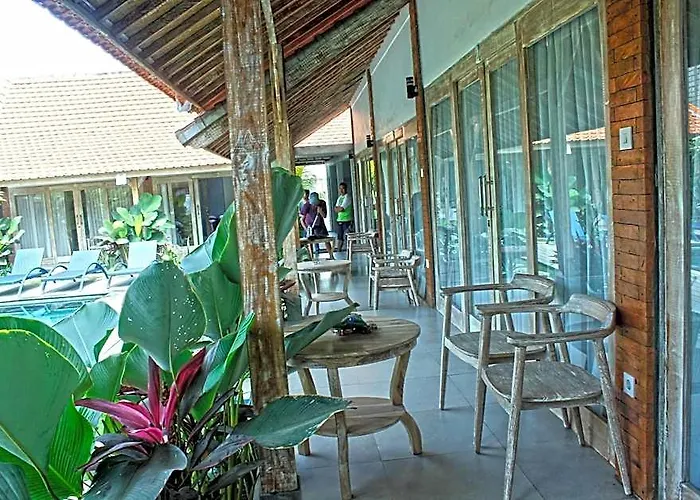 Апартаменты Peaceful Fancy Double Bed With Pool In Canggu *