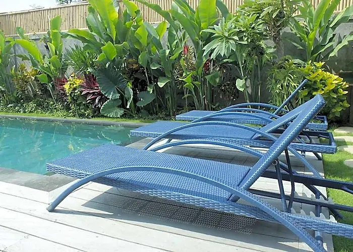 Peaceful Fancy Double Bed With Pool In Canggu *