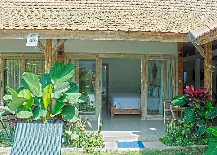 Peaceful Fancy Double Bed With Pool In Canggu *